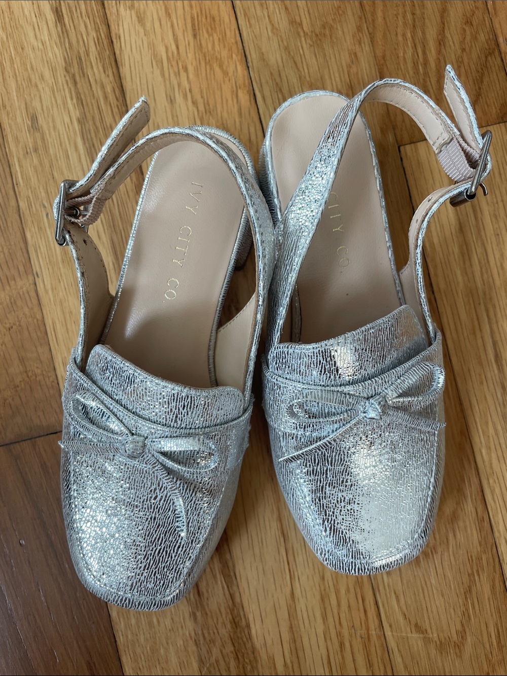 Girls Ivy City Co. Silver Metallic Slingback Mules with Bow